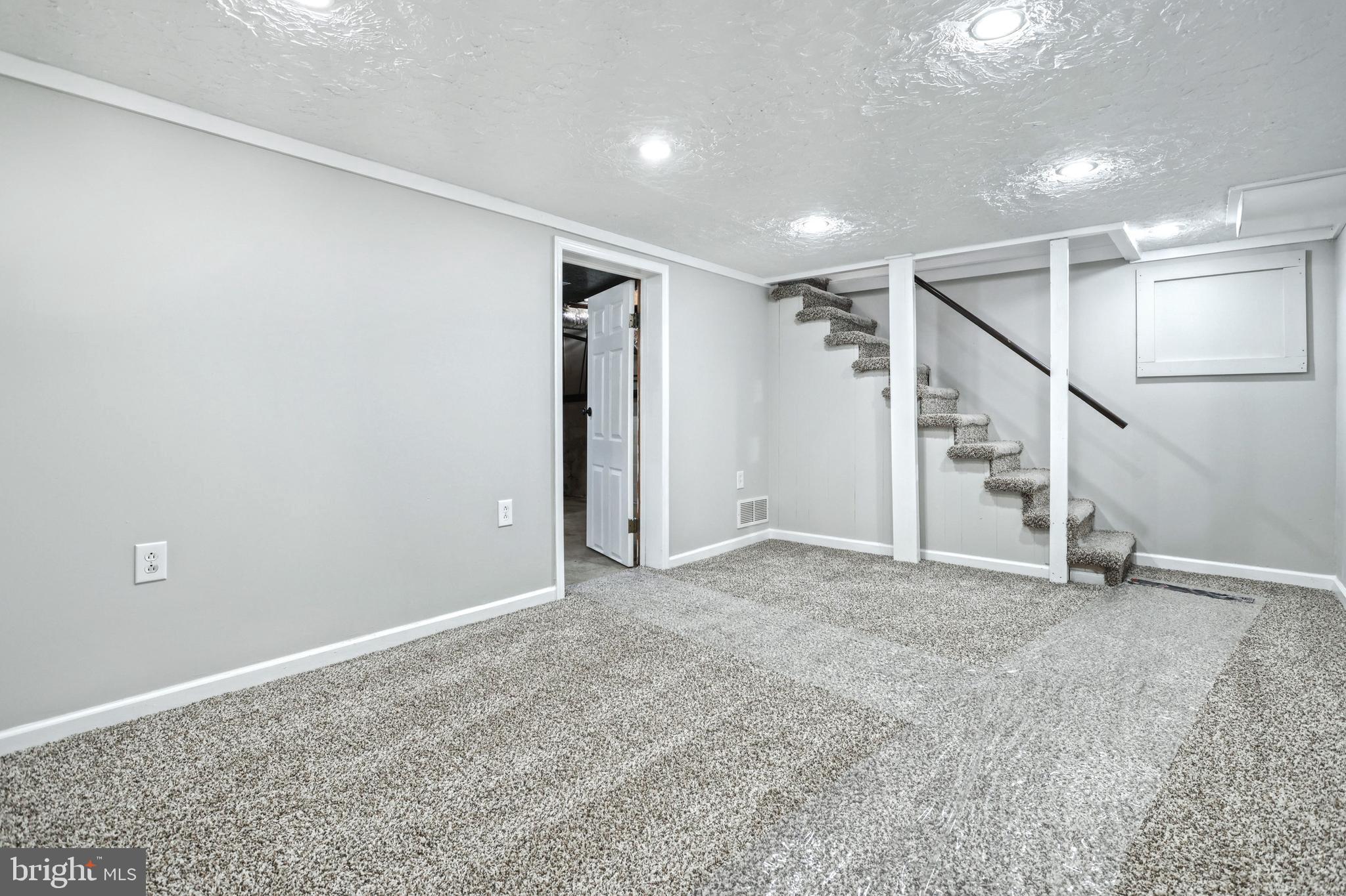520 Hillcrest Road York, PA 17403 - Photo 22 of 28 Gallery Image 22