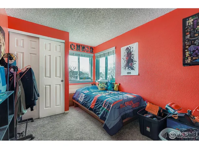 a view of an outdoor space