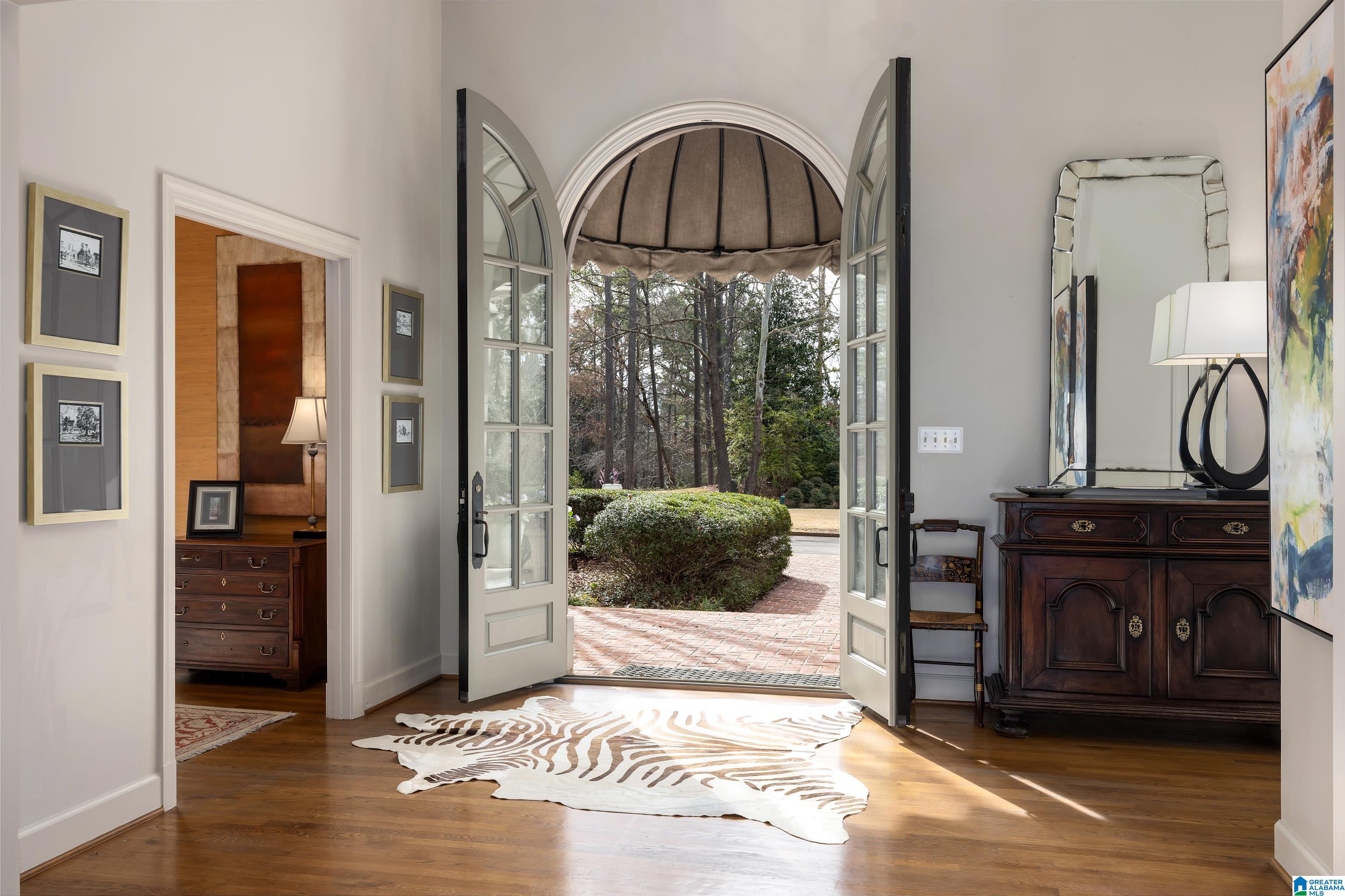 2642 Abingdon Road Birmingham, AL 35243 - Photo 3 of 90