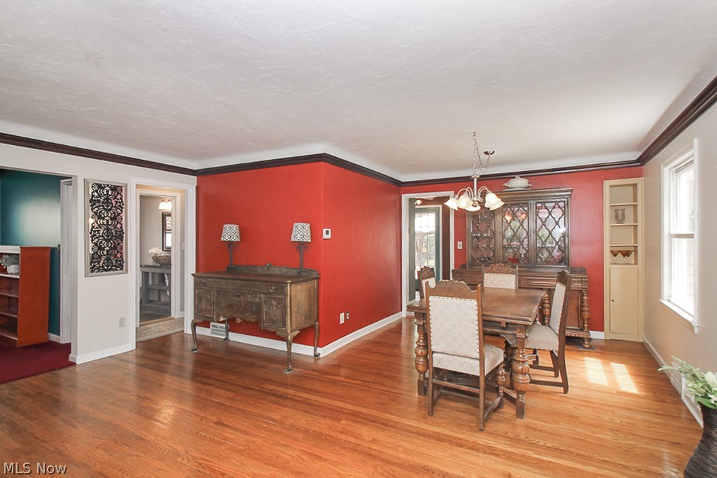 1403 Ford Road Lyndhurst, OH 44124 - Photo 5 of 28 Gallery Image 5
