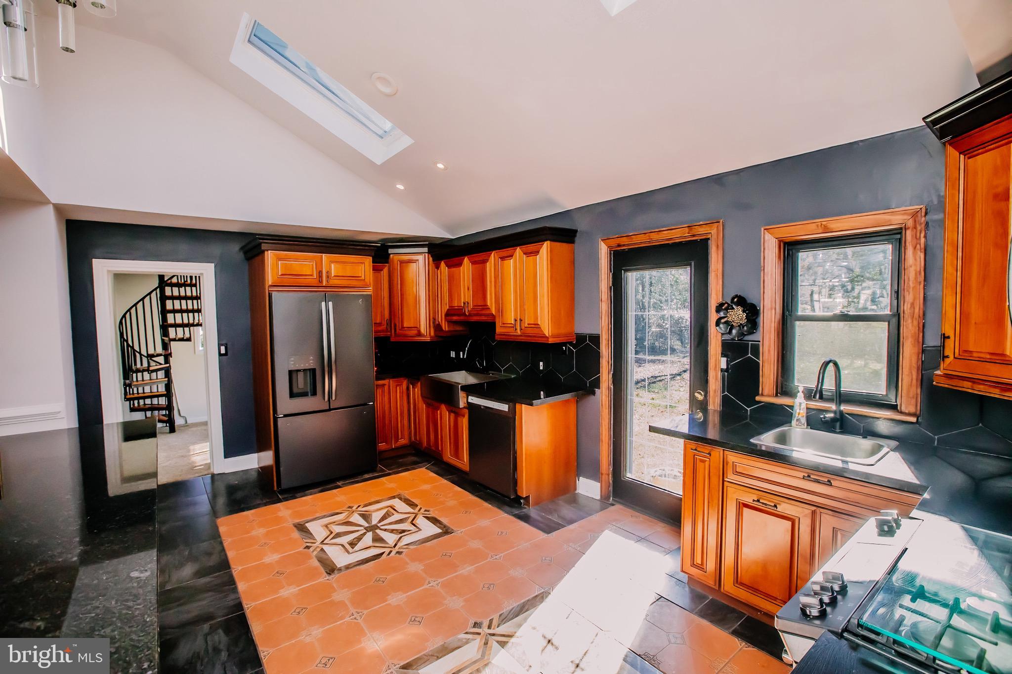 5 Kenmore Road Yardley, PA 19067 - Photo 5 of 59 Gallery Image 5