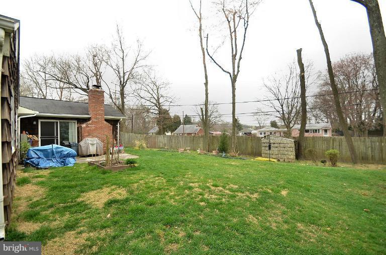 1697 Tarleton Way Crofton, MD 21114 - Photo 4 of 13 Exterior (Rear)