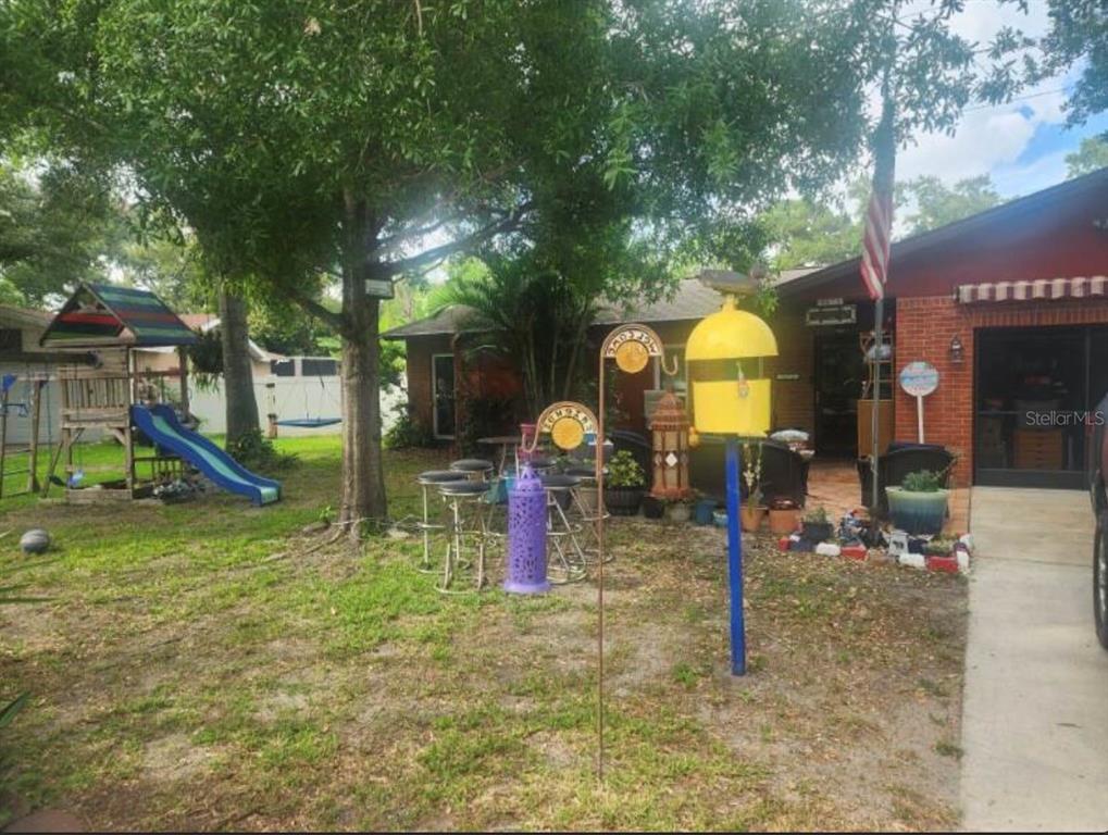 5673 97th Way North St. Petersburg, FL 33708 - Photo 6 of 28