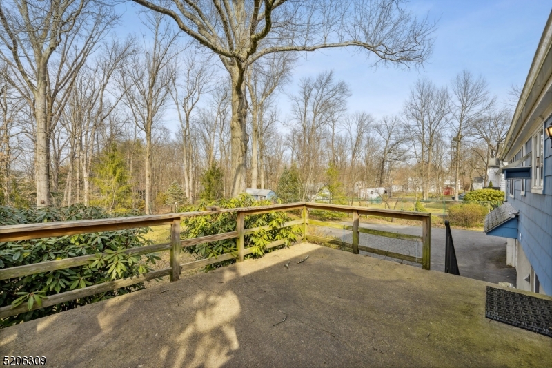 37 Evergreen Road Summit, NJ 07901 - Photo 24 of 28