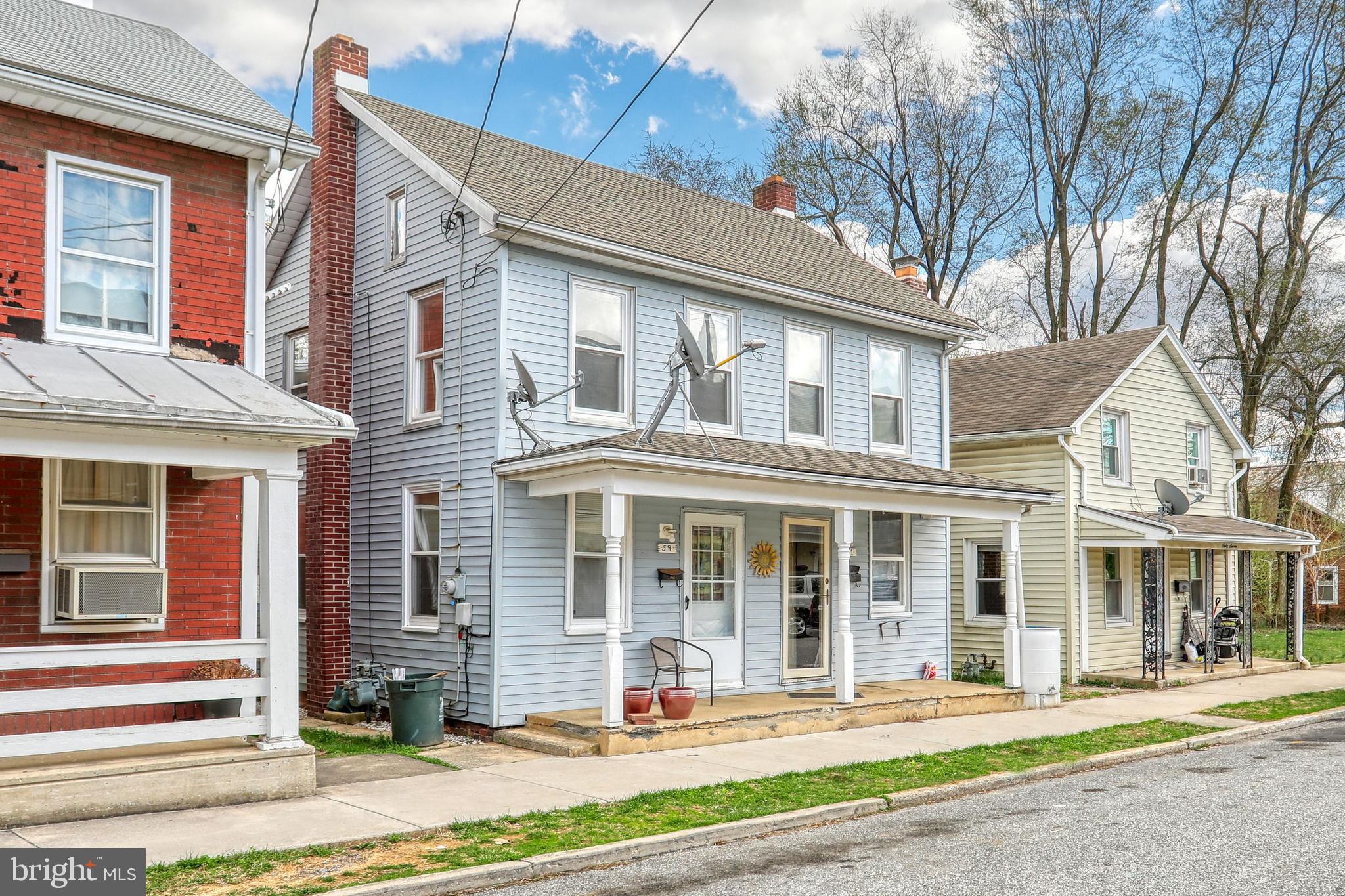 59 South East Street Spring Grove, PA 17362 - Photo 2 of 32