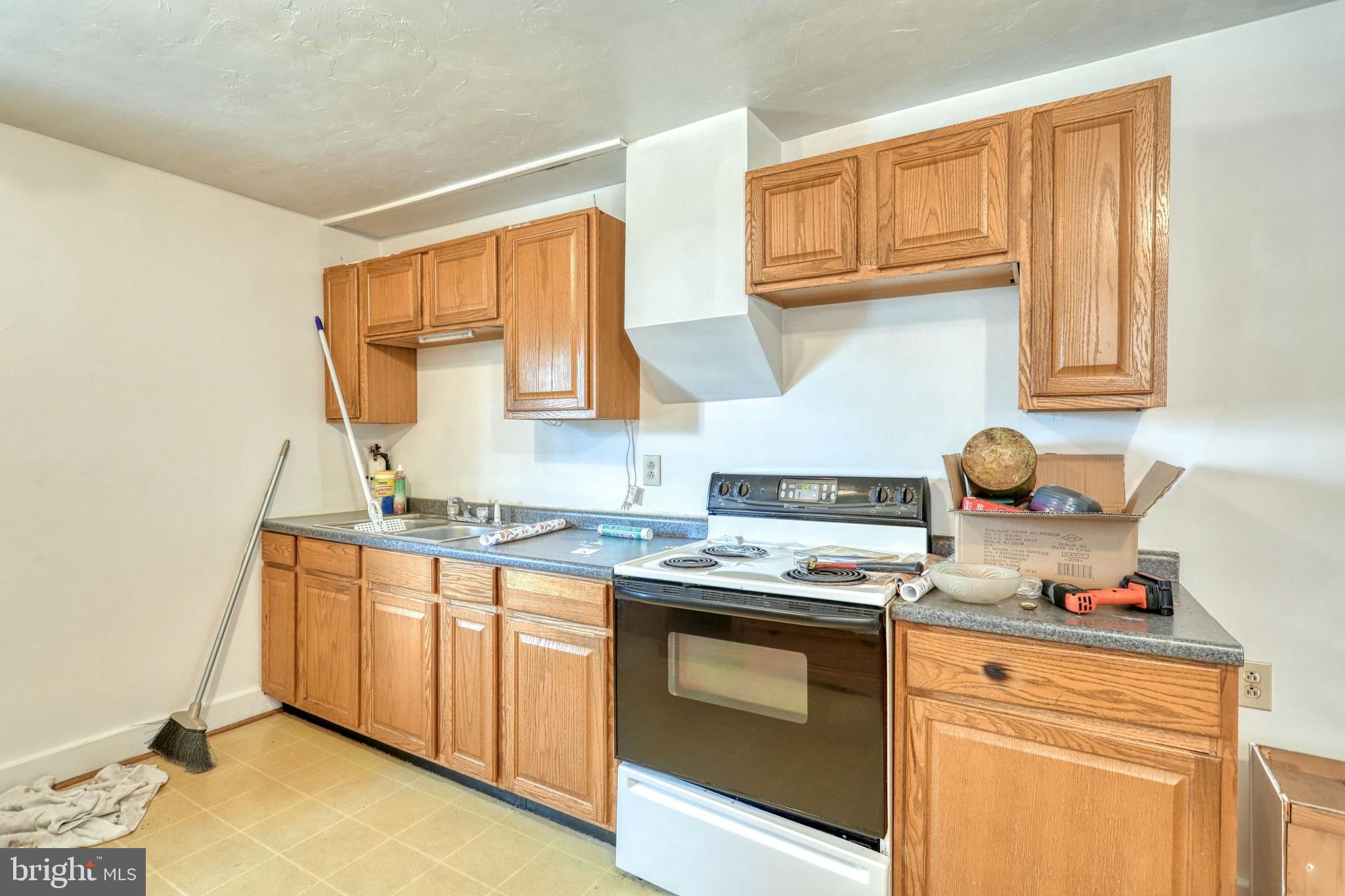 59 South East Street Spring Grove, PA 17362 - Photo 12 of 32