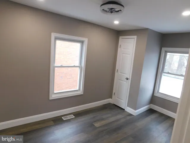 $379,999 | 108 East Oak Street, Millville, NJ 08332