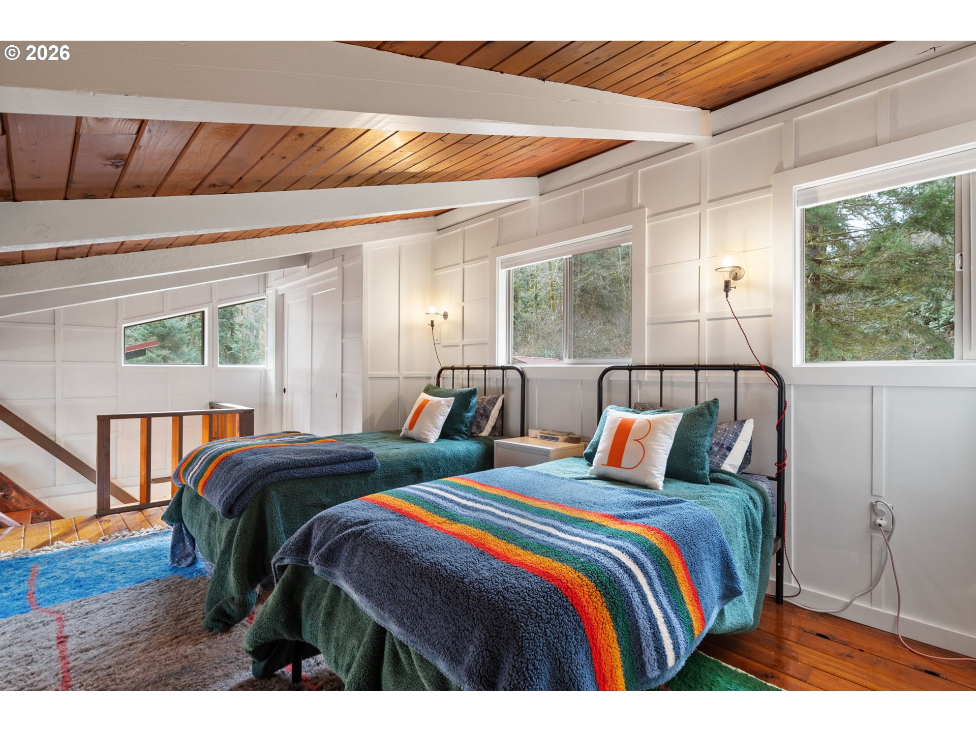 110 Wooden Bridge Road Kalama, WA 98625 - Photo 25 of 48 a bedroom with bed and a window