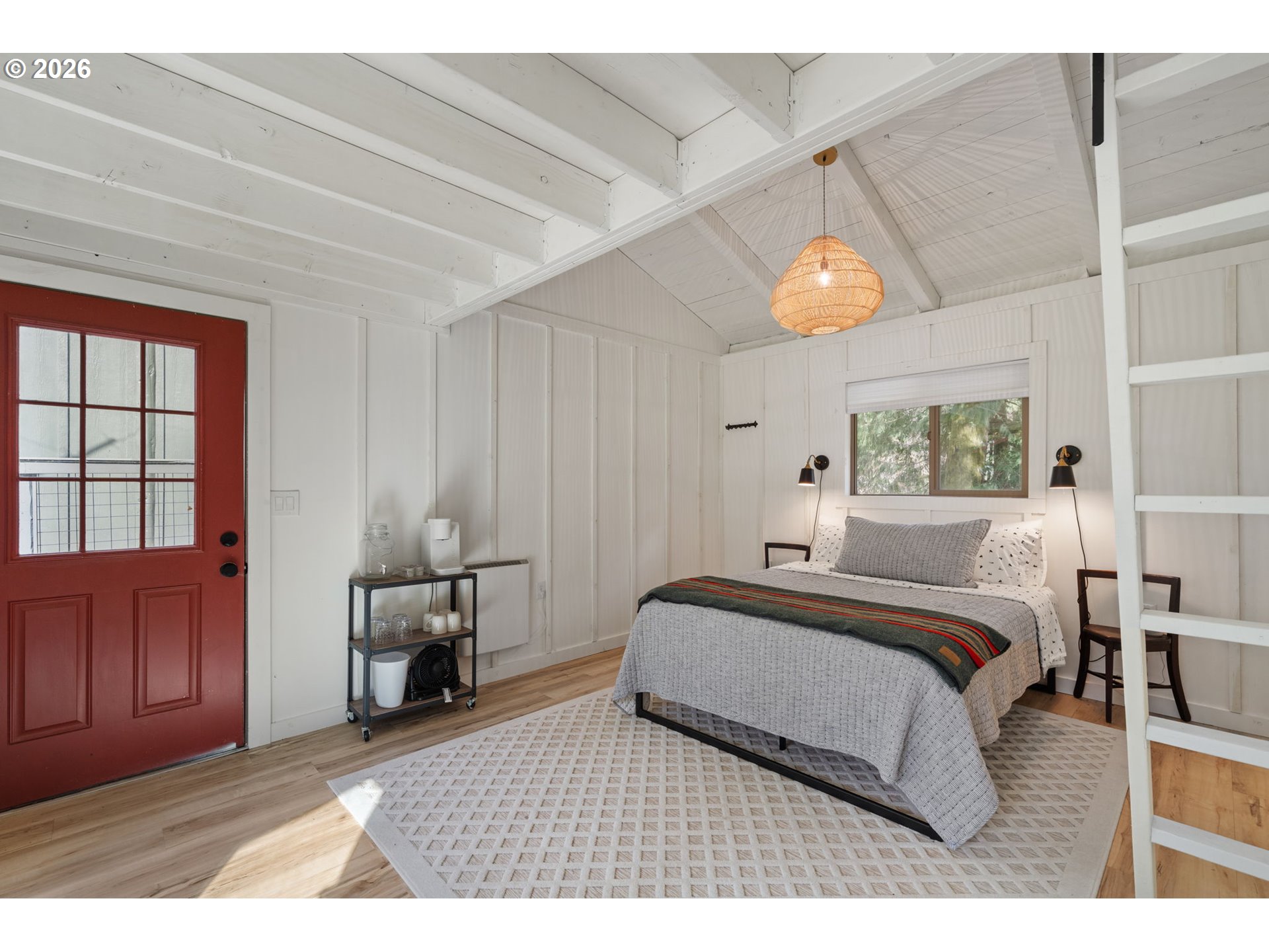 110 Wooden Bridge Road Kalama, WA 98625 - Photo 28 of 48 a spacious bedroom with a bed and cabinets