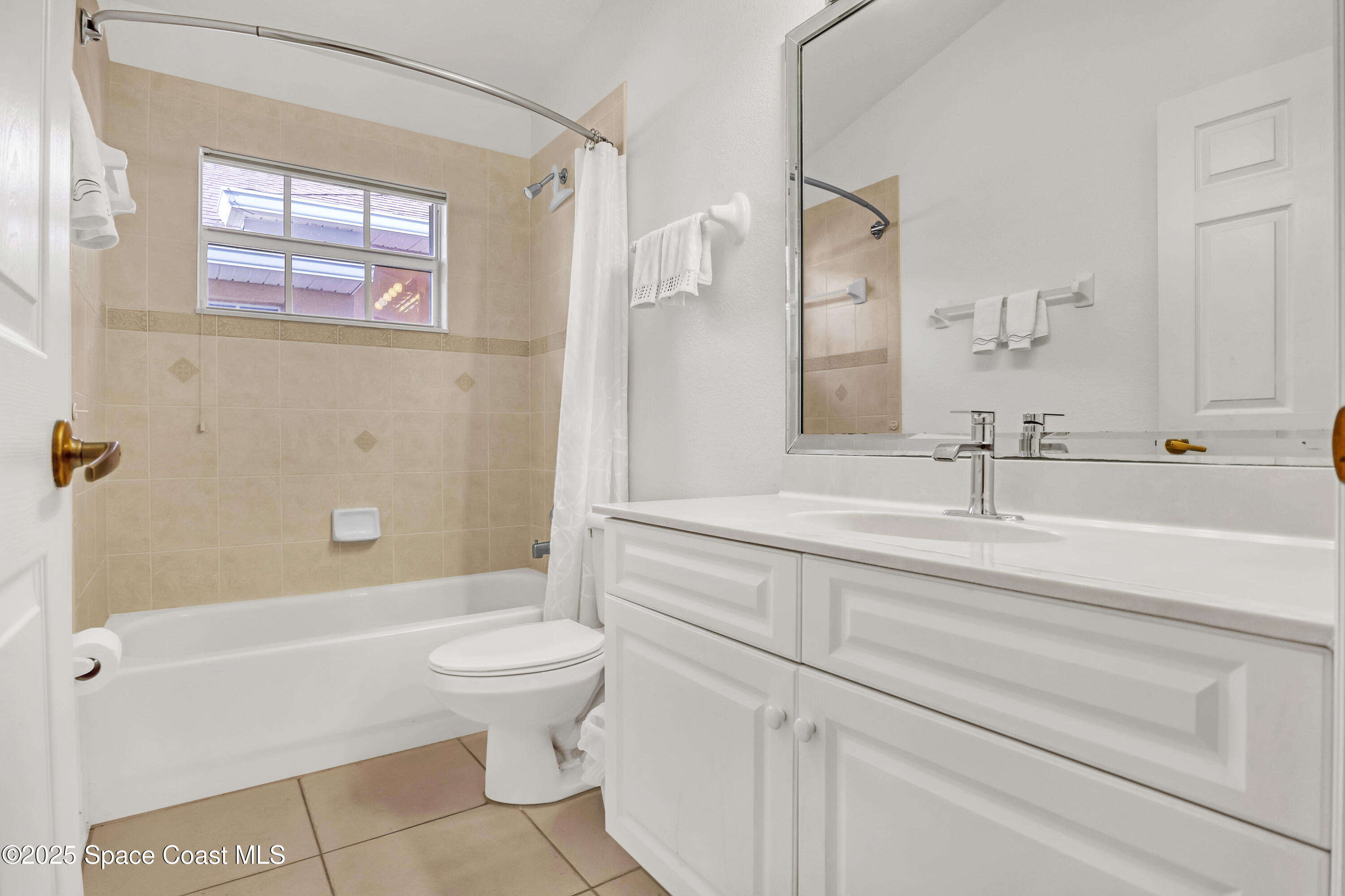 4271 Timothy Drive Merritt Island, FL 32953 - Photo 25 of 49 Bathroom #2