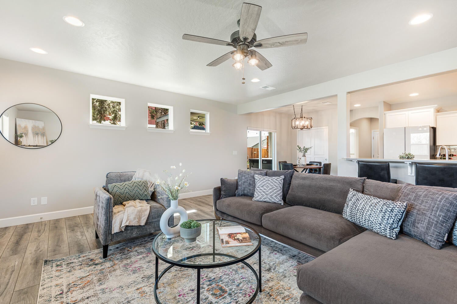 20709 Kilbourne Loop Bend, OR 97701 - Photo 4 of 35 Living Room