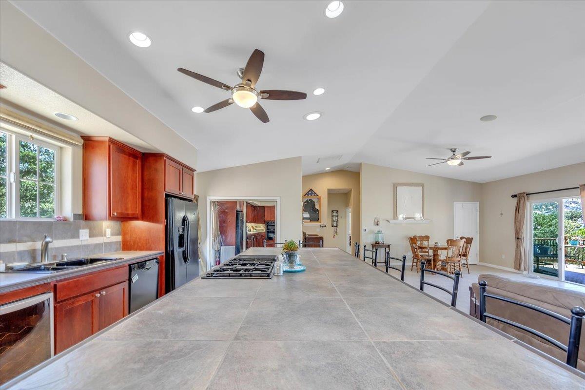 411 Sunrise Road Copperopolis, CA 95228 - Photo 29 of 76 Ceiling fans and recessed lighting throughout plus great solar tubes for a light and bright living situation.