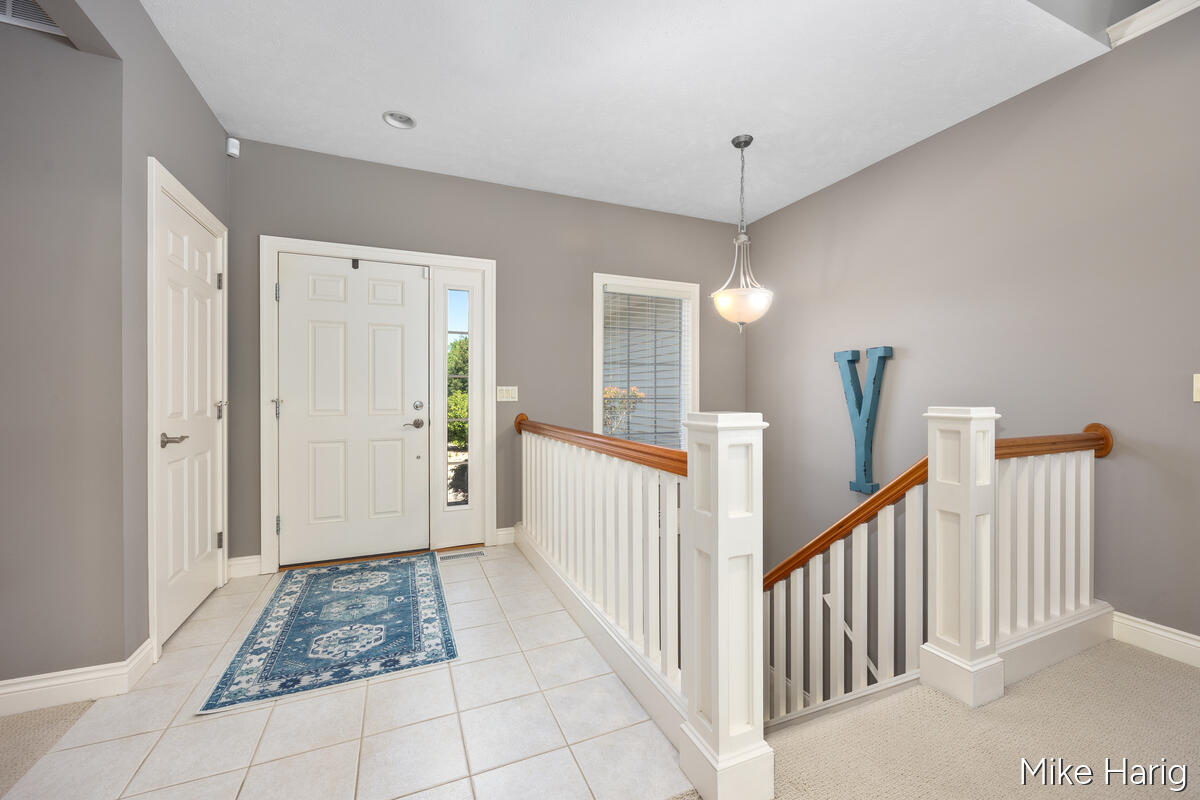 3012 Hunters Drive Jenison, MI 49428 - Photo 3 of 49 3012-Hunters_008