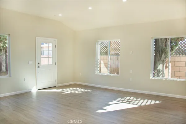 $3,399 | 18138 Eccles Street, Northridge, CA 91325