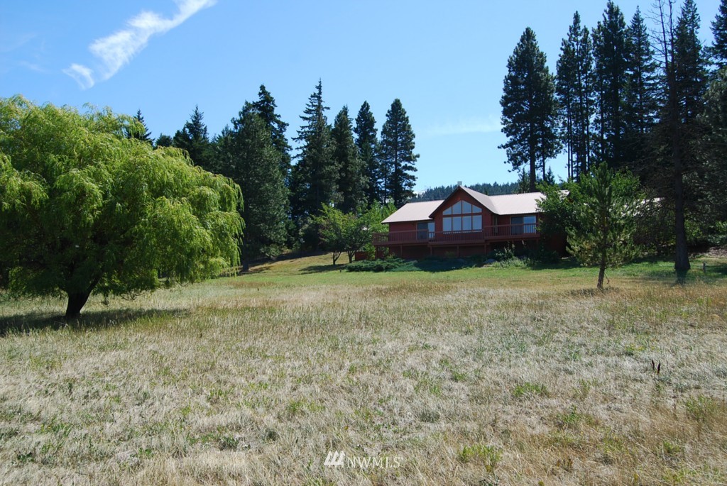 6610 Upper Peoh Point Road Cle Elum, WA 98922 - Photo 2 of 16 Gallery Image 2