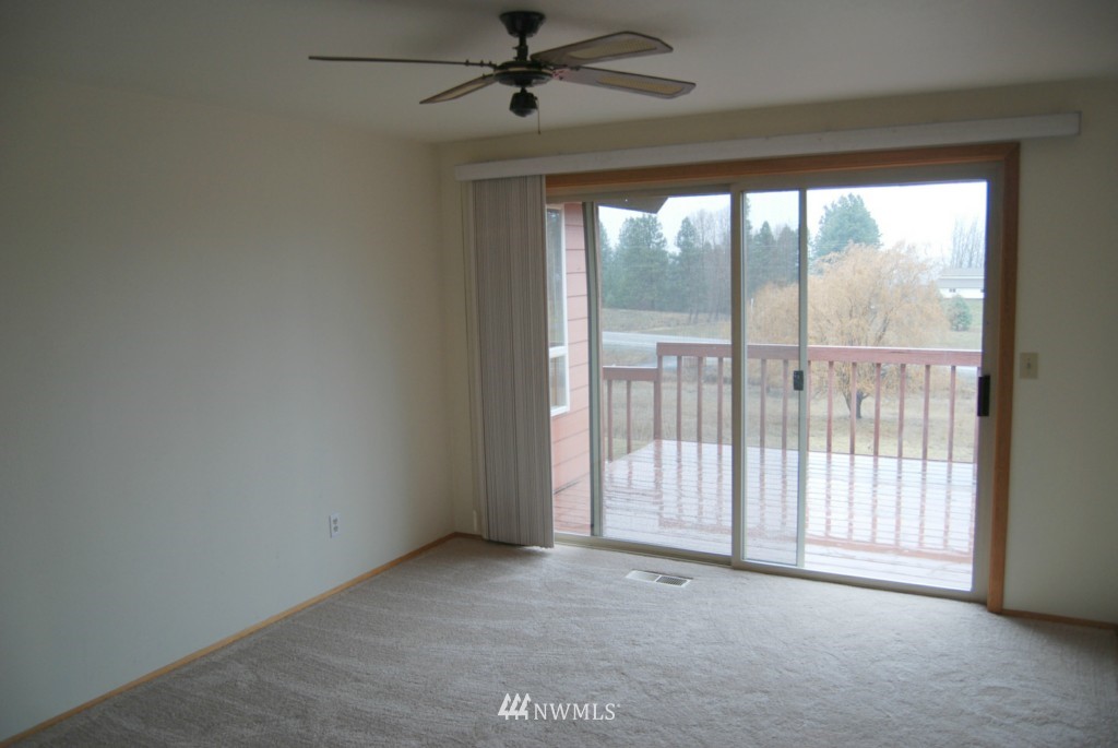 6610 Upper Peoh Point Road Cle Elum, WA 98922 - Photo 11 of 16 Gallery Image 11