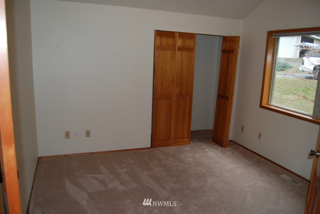 6610 Upper Peoh Point Road Cle Elum, WA 98922 - Photo 14 of 16 Gallery Image 14