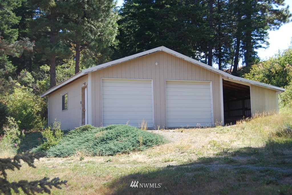 6610 Upper Peoh Point Road Cle Elum, WA 98922 - Photo 5 of 16 Gallery Image 5