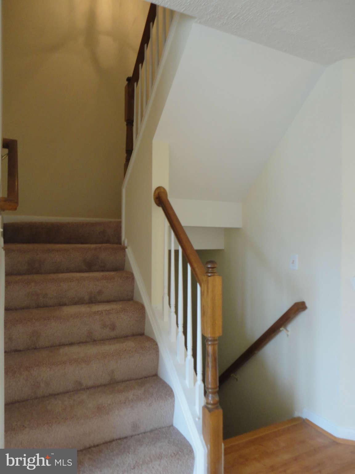 10950 Baskerville Road Reisterstown, MD 21136 - Photo 14 of 18 Stairwell