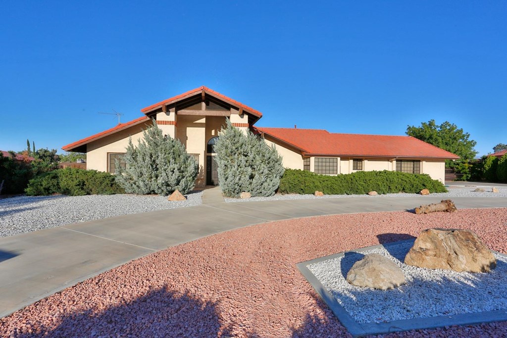 14705 Genesee Road Apple Valley, CA 92307 - Photo 1 of 1