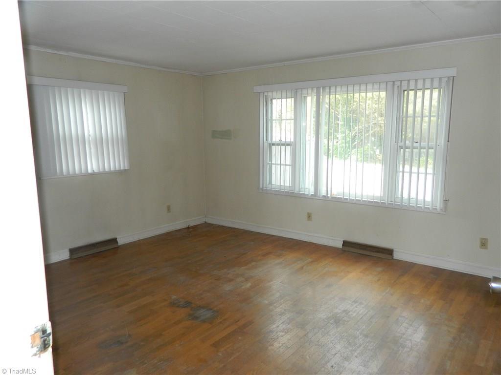 308 Jr Street High Point, NC 27260 - Photo 14 of 22 Gallery Image 14