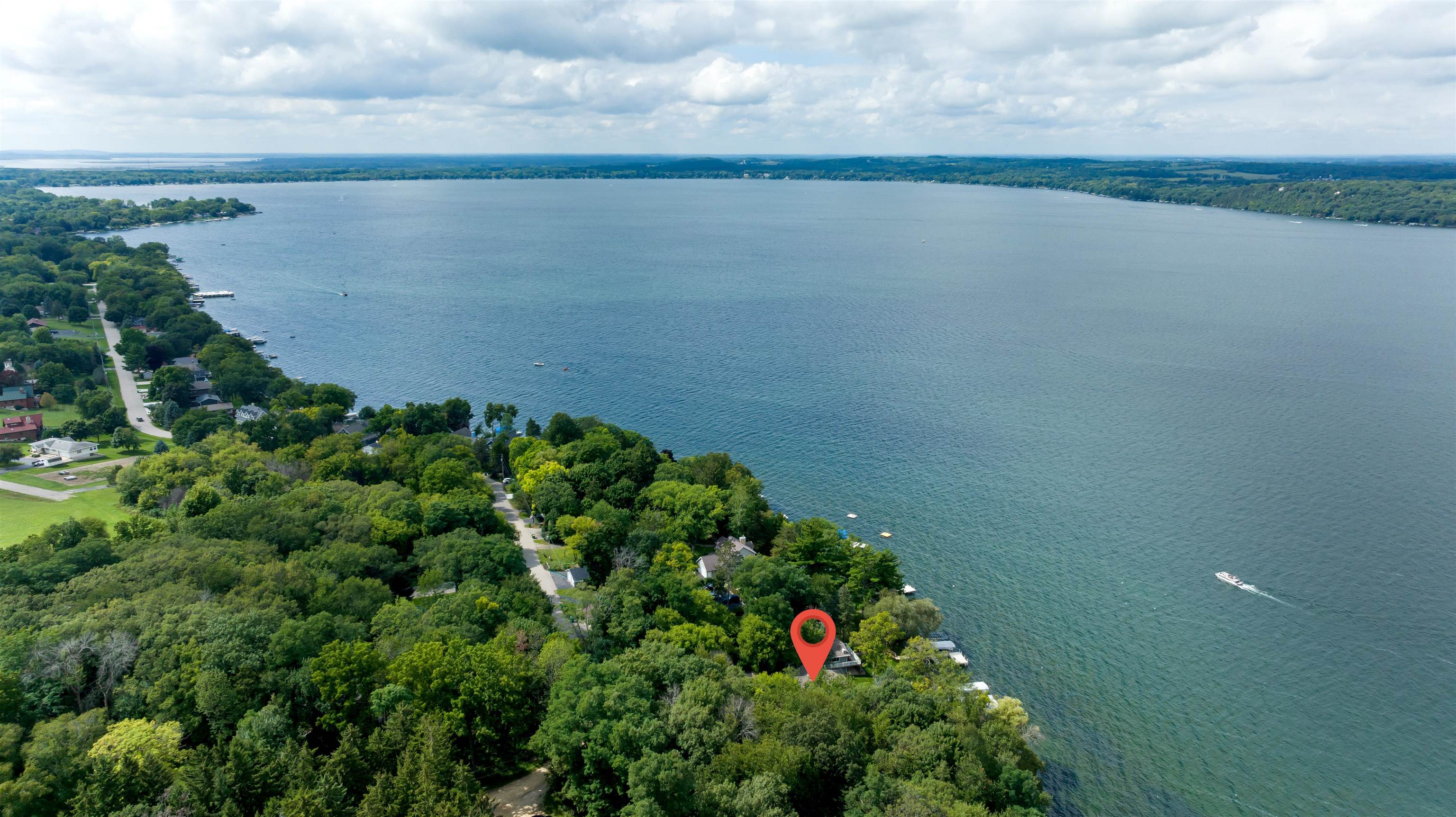 W2600 Oakwood Beach Road Markesan, WI 53946 - Photo 10 of 59