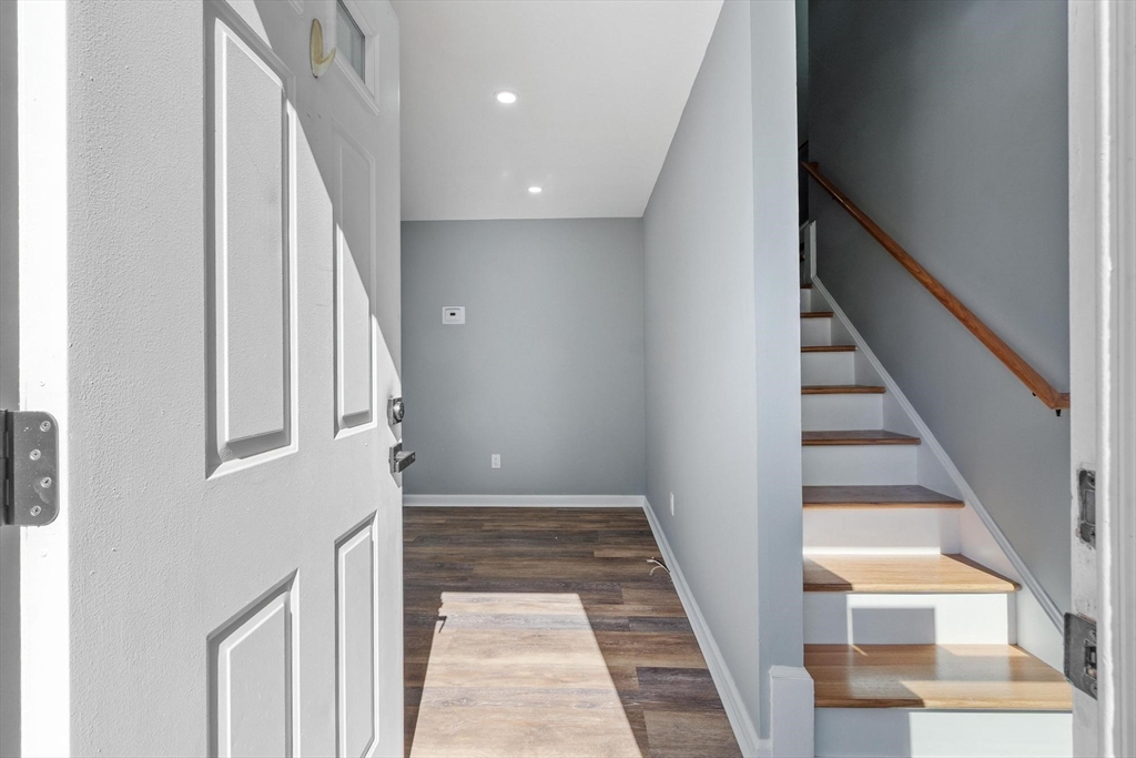 1 Perry Avenue, Unit 1 Lawrence, MA 01841 - Photo 4 of 35