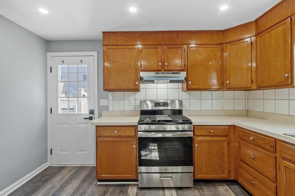 1 Perry Avenue, Unit 1 Lawrence, MA 01841 - Photo 10 of 35