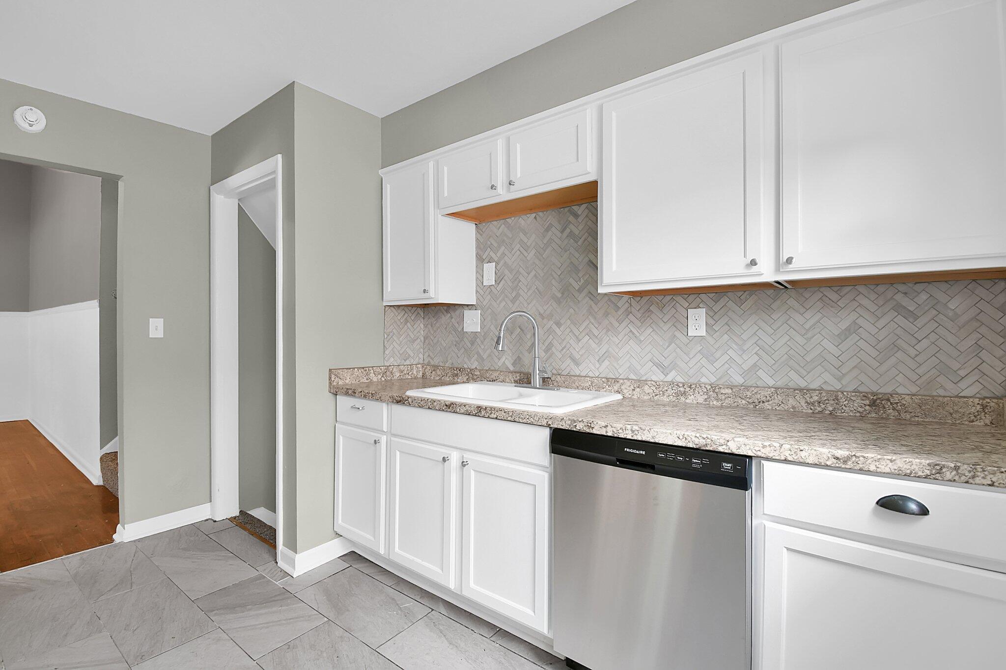 1609 Courtright Road Columbus, OH 43227 - Photo 9 of 26 1609-courtright-rd 7