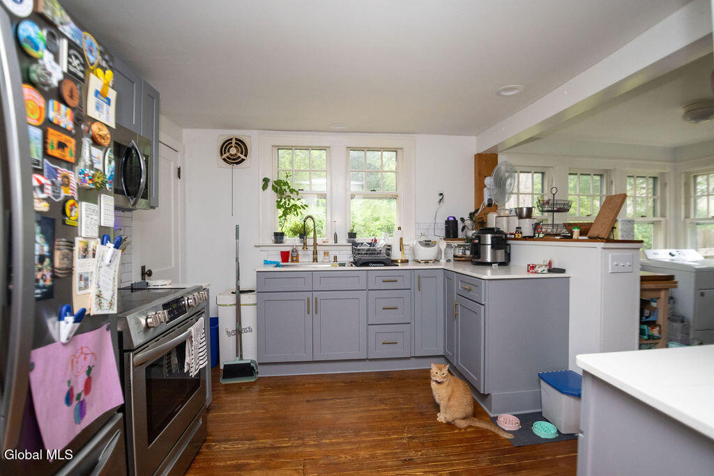 338 River Bend Road Troy, NY 12182 - Photo 17 of 38 riverbendKITCHEN