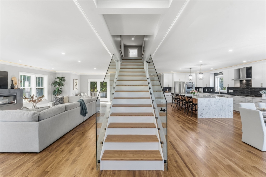 143 Hunting Road Needham, MA 02494 - Photo 18 of 42