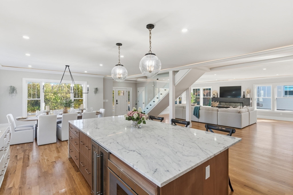 143 Hunting Road Needham, MA 02494 - Photo 10 of 42