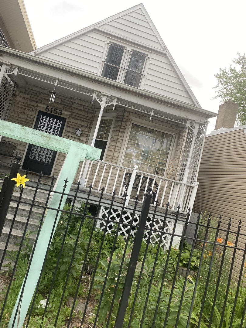 8153 South Exchange Avenue Chicago, IL 60617 - Photo 1 of 8