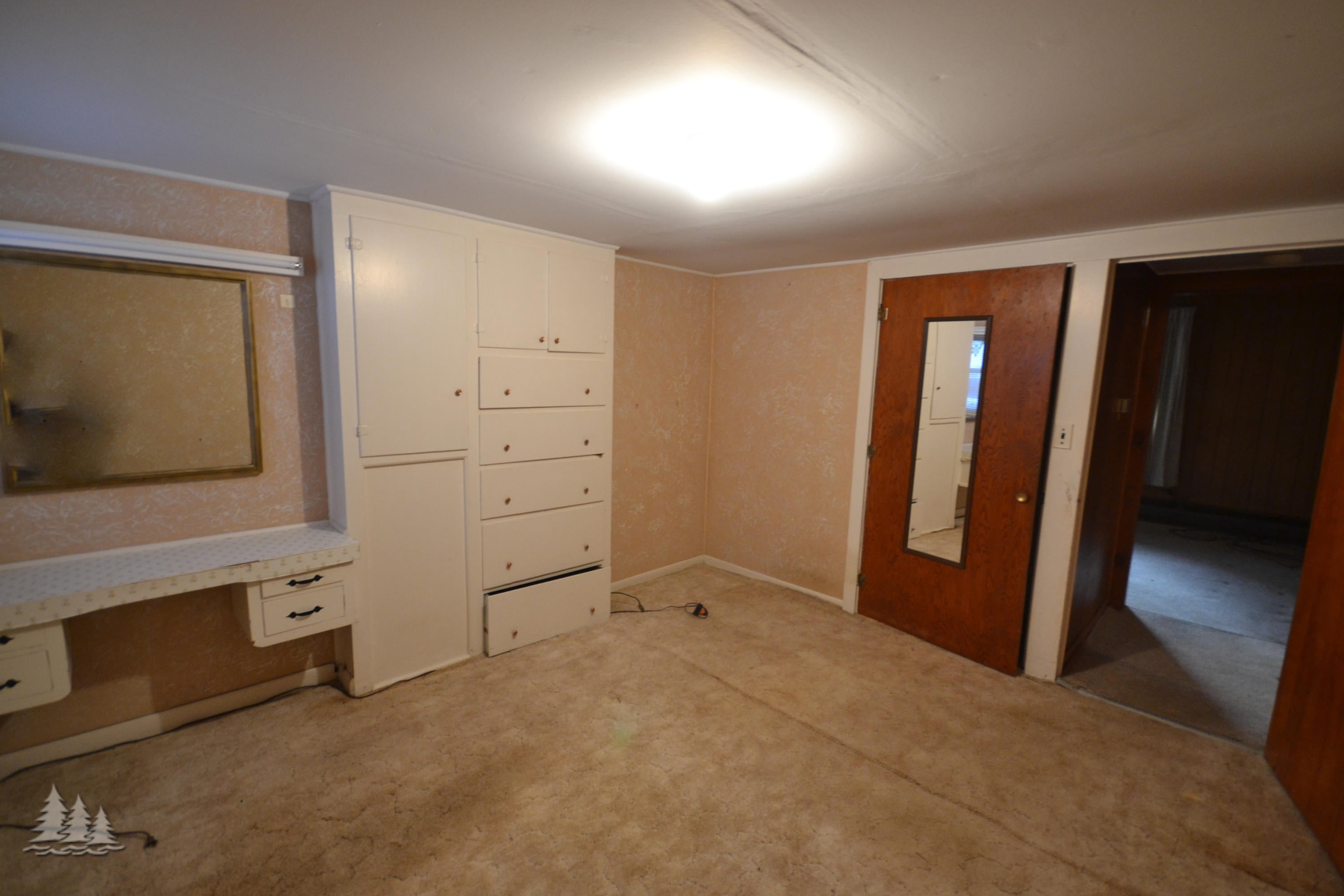 825 Deeter Road Lewiston, MI 49756 - Photo 18 of 40 Gallery Image 18