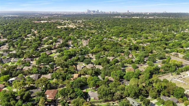 $369,500 | 2342 Fenestra Drive, Dallas, TX 75228