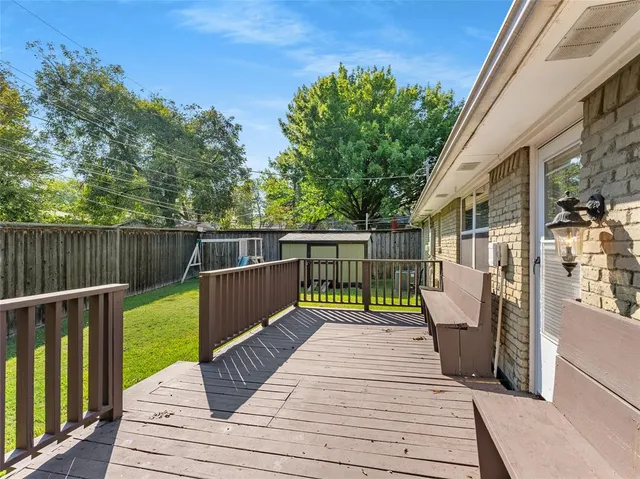 $369,500 | 2342 Fenestra Drive, Dallas, TX 75228