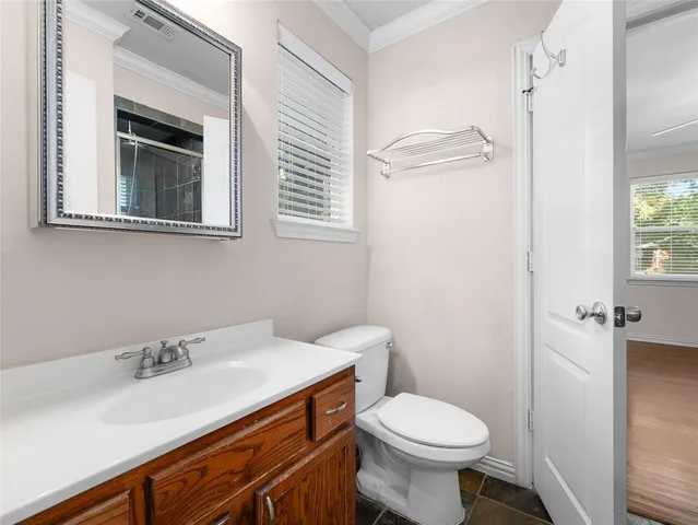 $369,500 | 2342 Fenestra Drive, Dallas, TX 75228