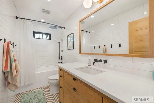 $730,000 | 460 Rolling Hills Drive, Rexburg, ID 83440