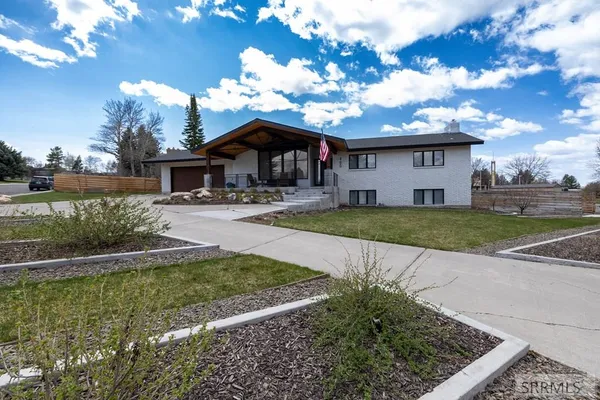 $730,000 | 460 Rolling Hills Drive, Rexburg, ID 83440
