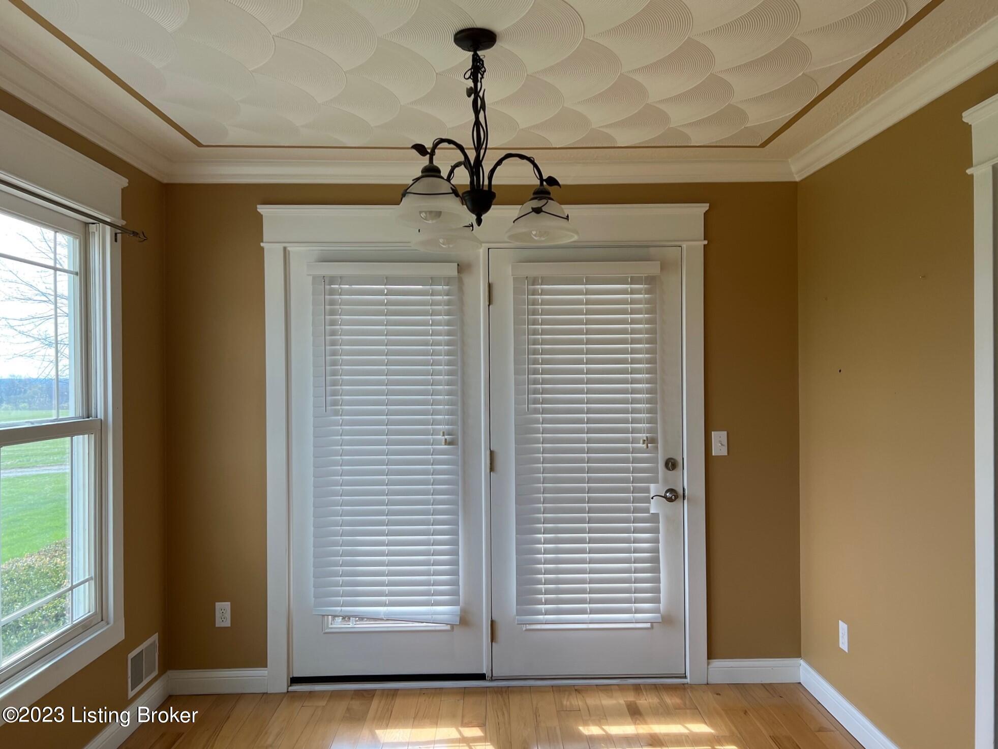 1476 Irish Ridge Road Bloomfield, KY 40008 - Photo 15 of 60 1476 eat in area