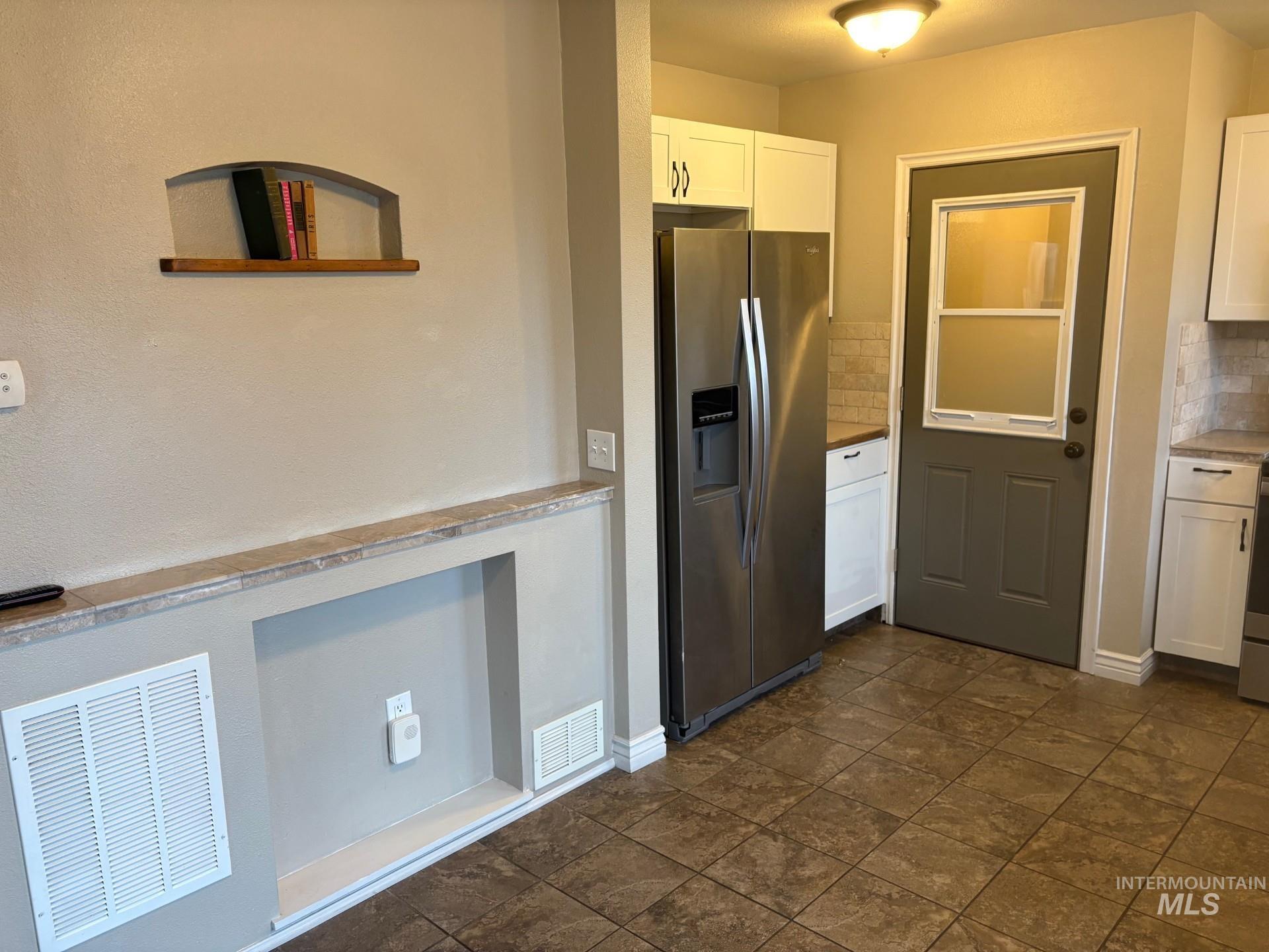 1608 Howry Street Boise, ID 83706 - Photo 7 of 35