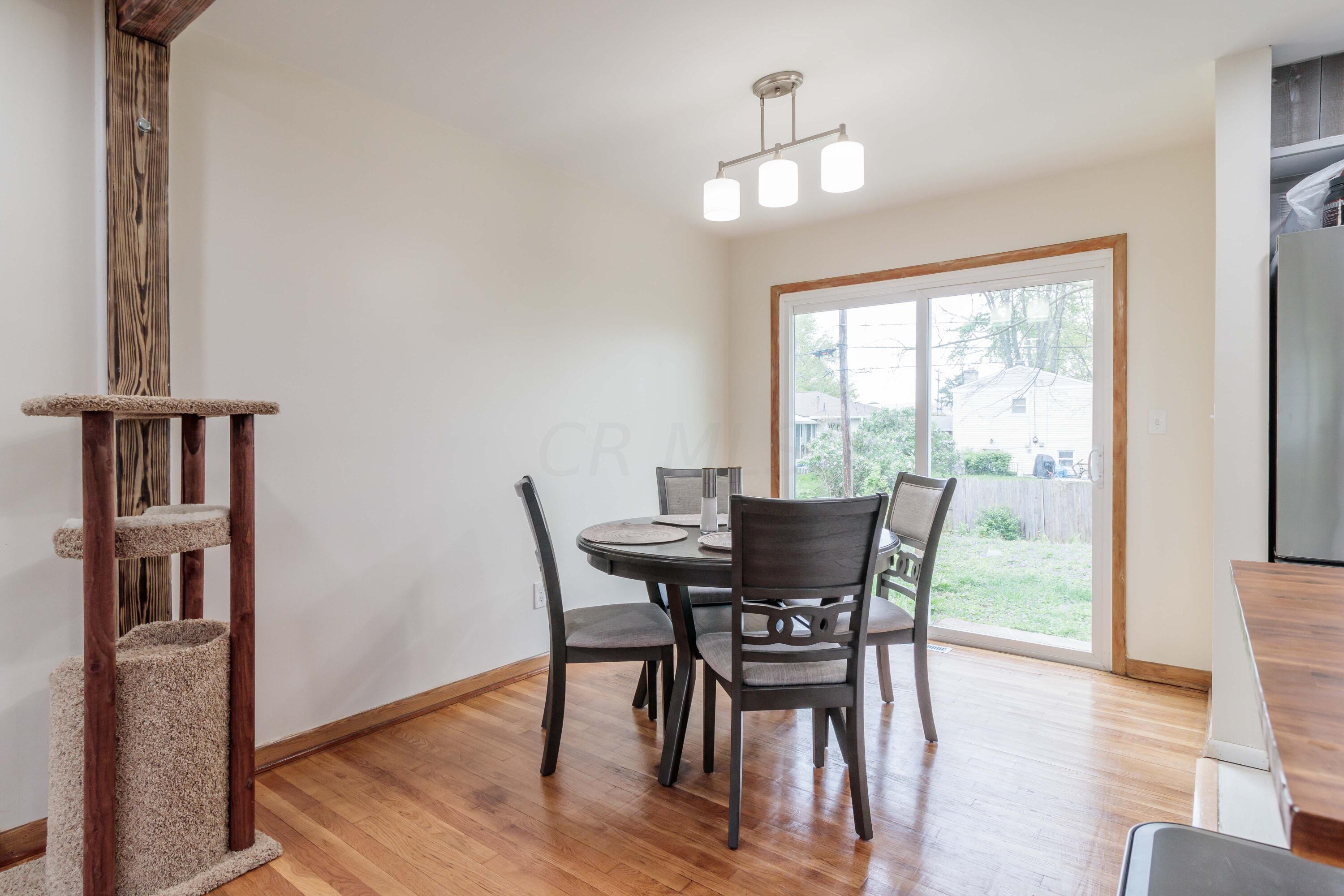 4420 Kenfield Road Columbus, OH 43224 - Photo 7 of 42 Dining Room