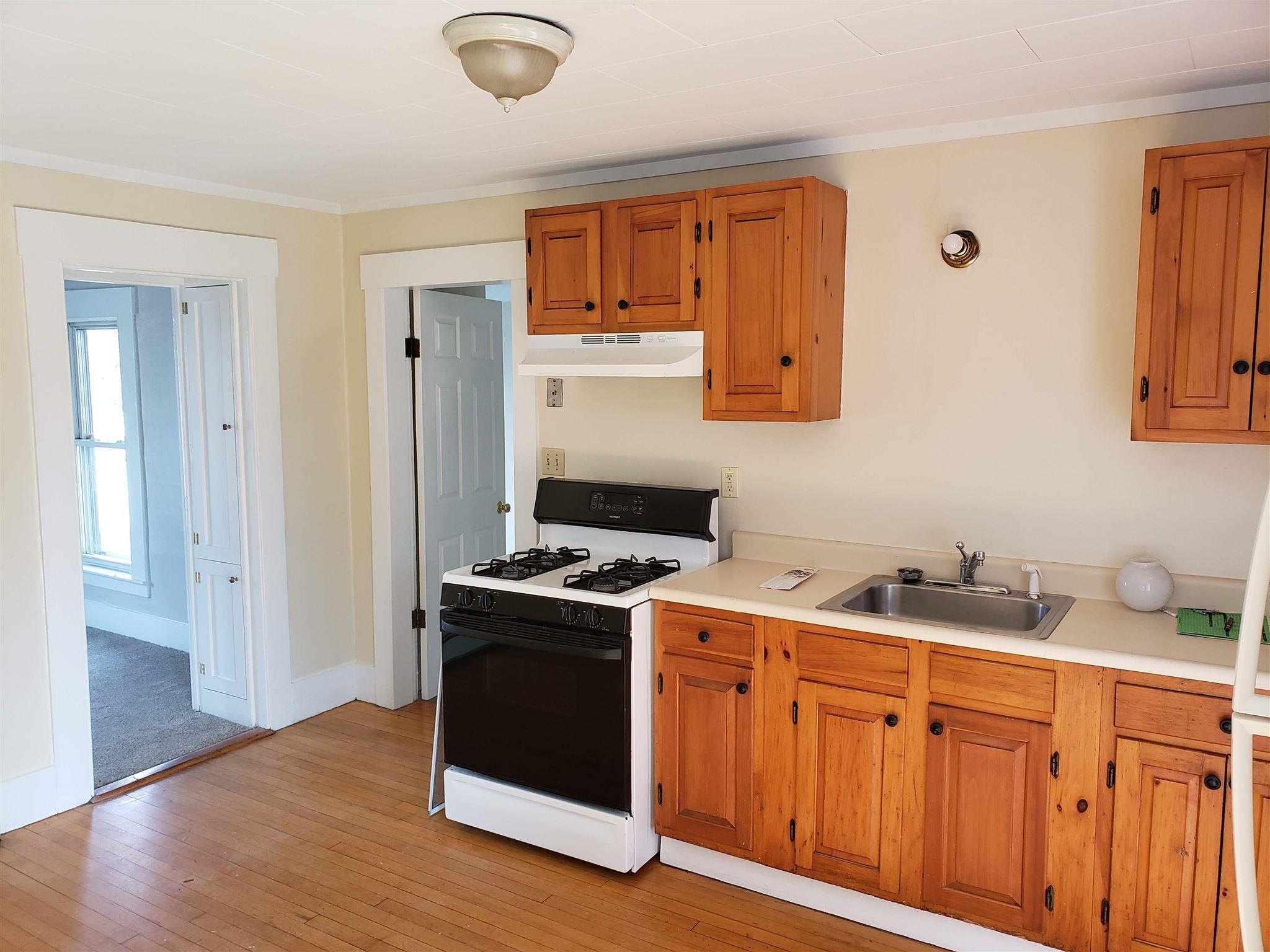 68 Charles Street, Unit A Rochester, NH 03867 - Photo 3 of 21