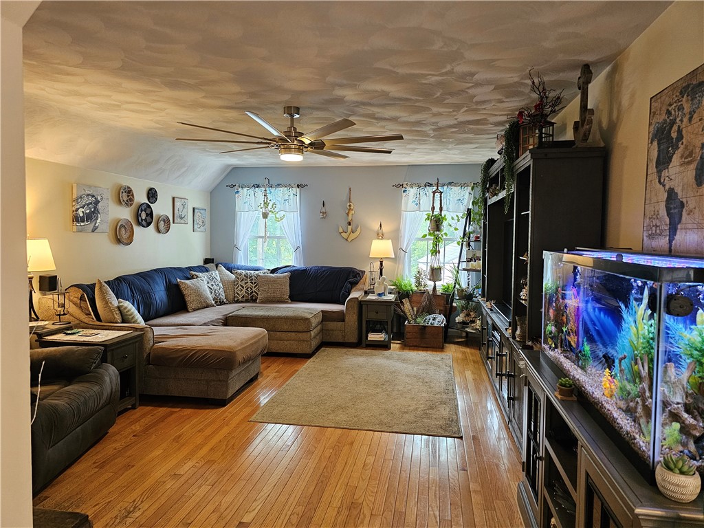 3 Bank Street Cranston, RI 02920 - Photo 16 of 45