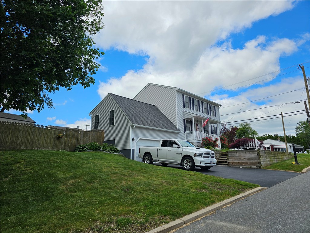 3 Bank Street Cranston, RI 02920 - Photo 4 of 45
