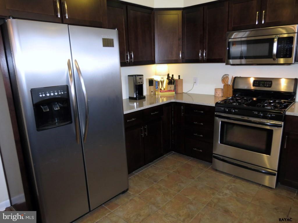 270 Greenleaf Road York, PA 17406 - Photo 12 of 36 Gallery Image 12