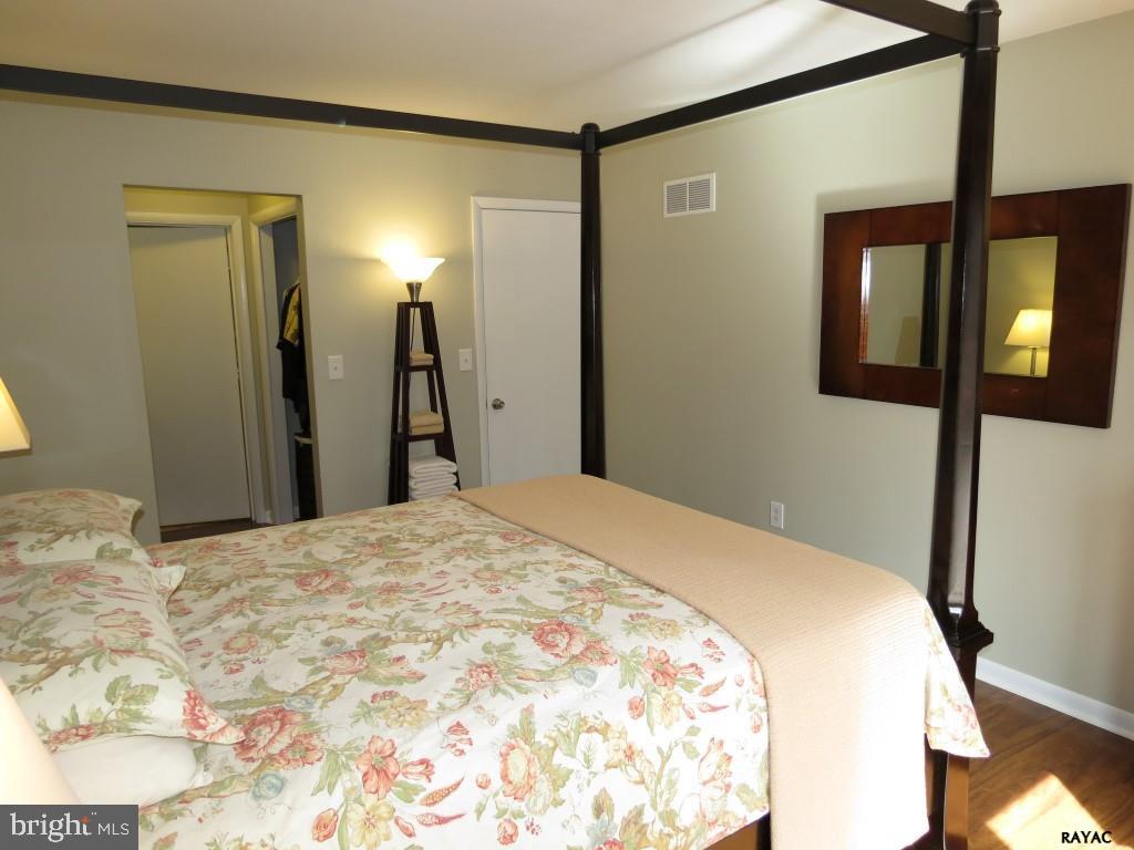 270 Greenleaf Road York, PA 17406 - Photo 14 of 36 Gallery Image 14