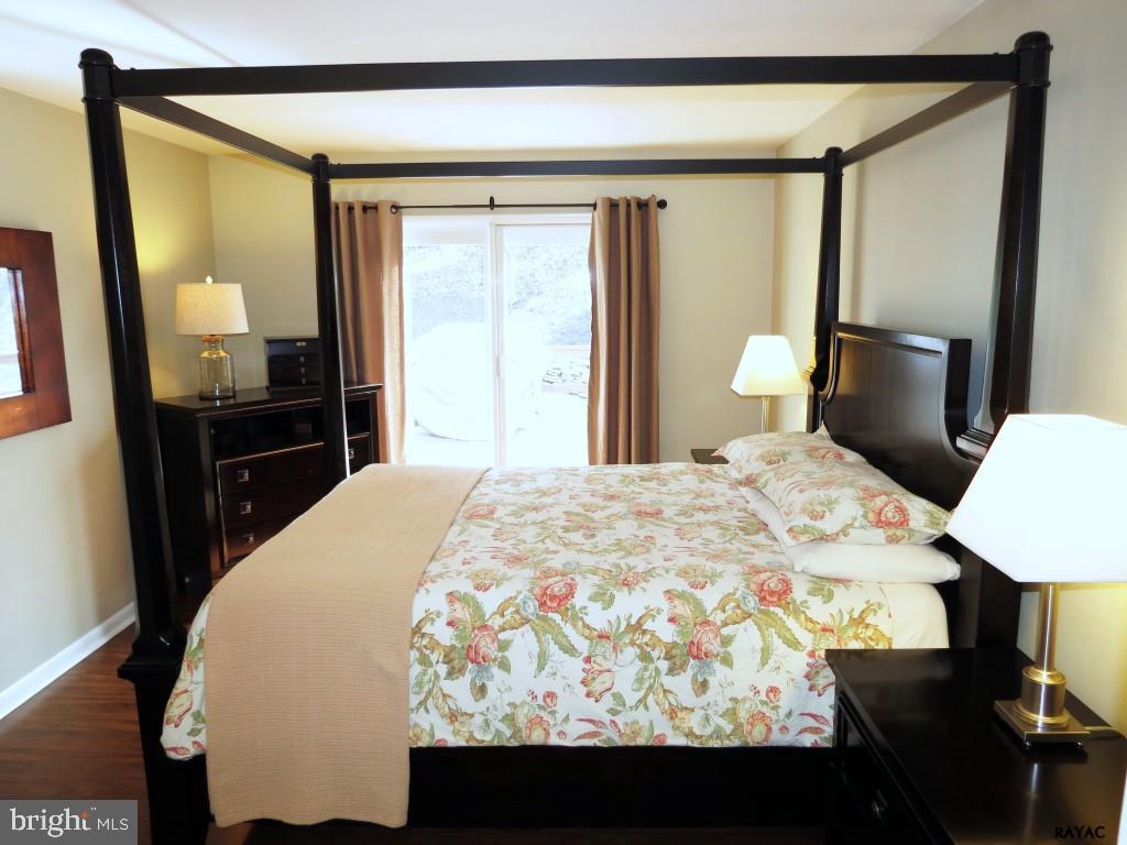270 Greenleaf Road York, PA 17406 - Photo 15 of 36 Gallery Image 15