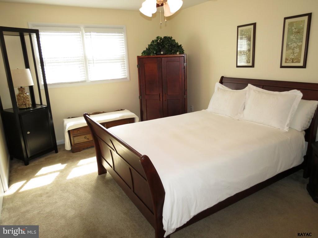 270 Greenleaf Road York, PA 17406 - Photo 20 of 36 Gallery Image 20