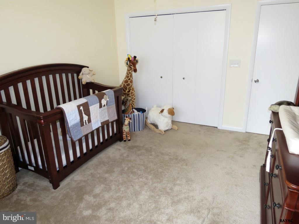 270 Greenleaf Road York, PA 17406 - Photo 24 of 36 Gallery Image 24